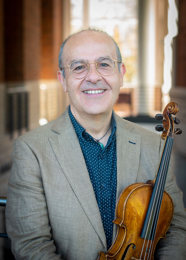 Fabian Lopez, violin, headshot