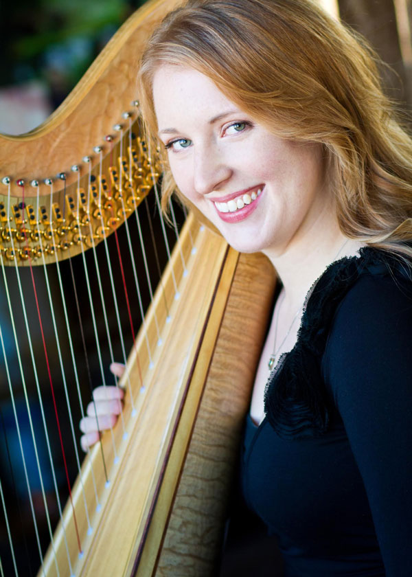 Andrea Mumm, harp, headshot