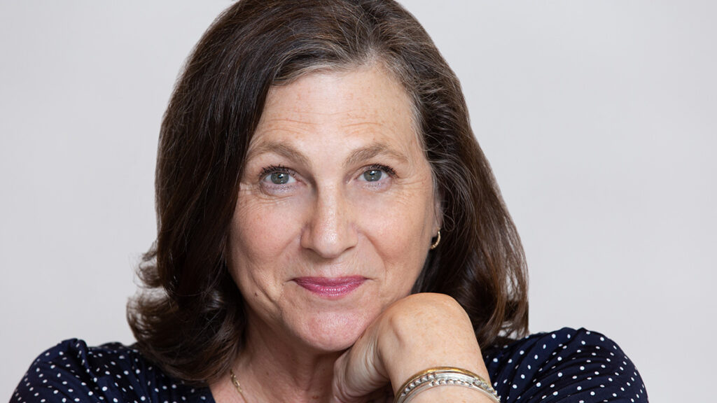 Janet Lilly headshot