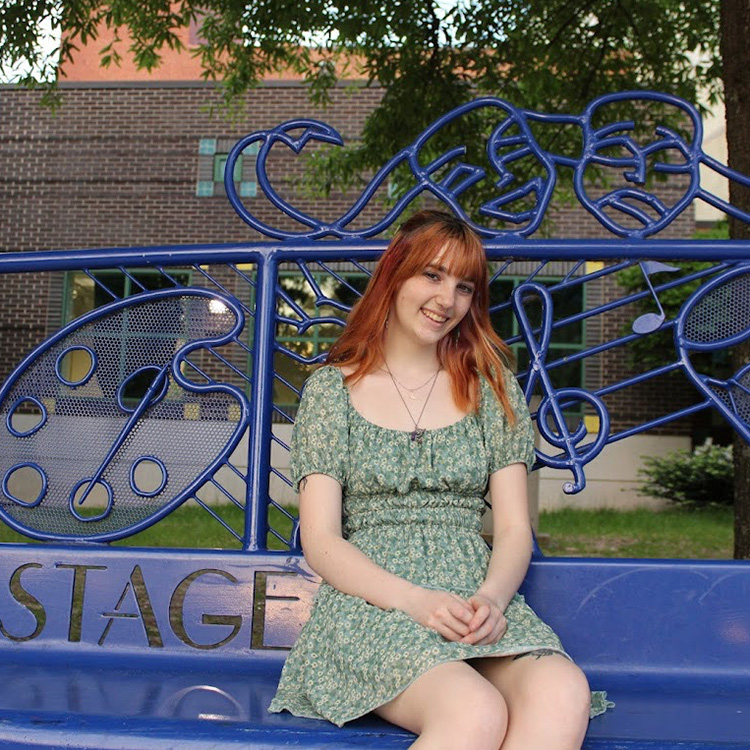 Nicole Wylie headshot