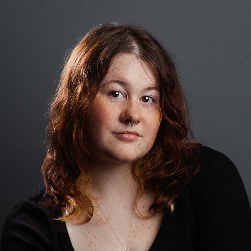 Laura Stone headshot